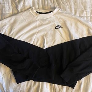 Nike pullover